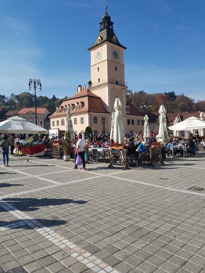 Luky10 Braşov Exterior foto