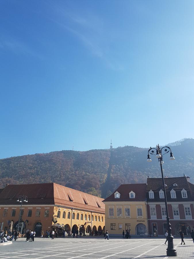 Luky10 Braşov Exterior foto