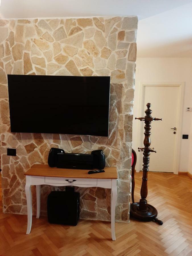 Luky10 Braşov Exterior foto